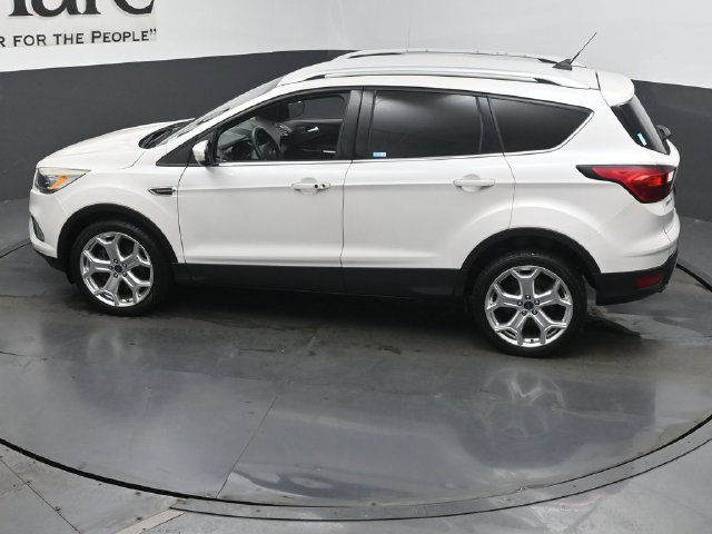 Used 2019 Ford Escape Titanium AWD/4WD image 49