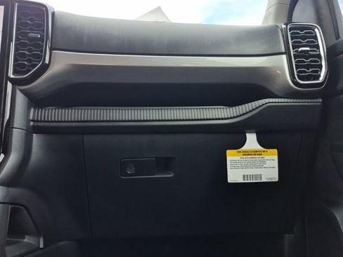 Used 2024 Ford Ranger XLT w/ FX4 Off-Road Package image 43