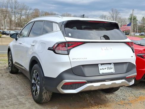 Certified 2023 Kia Sportage EX image 4