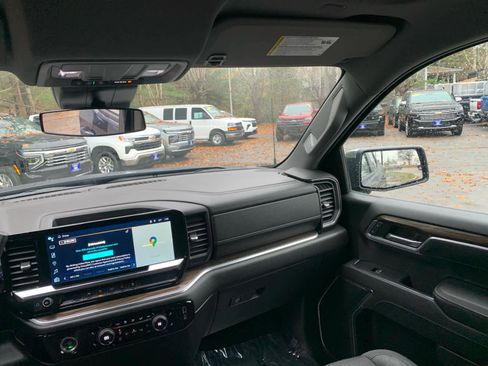 Certified 2022 Chevrolet Silverado 1500 LT image 35