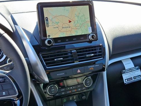 New 2025 Mitsubishi Eclipse Cross SE image 11