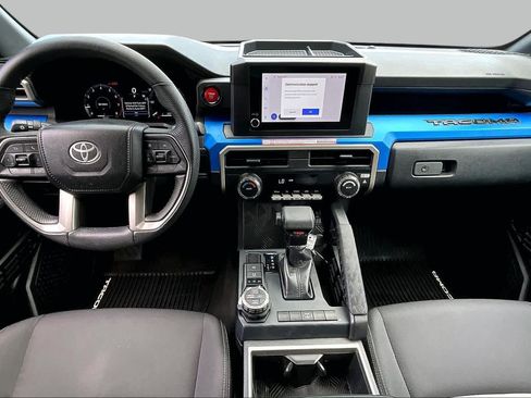 Used 2025 Toyota Tacoma TRD Off-Road AWD/4WD image 14