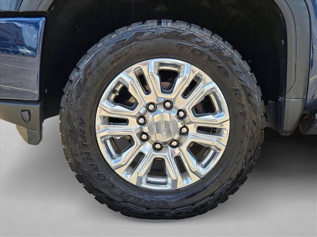 Used 2021 GMC Sierra 2500 Denali w/ Denali Ultimate Package AWD/4WD image 23