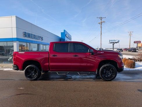 Used 2025 Chevrolet Silverado 1500 LT Trail Boss w/ Convenience Package II image 3