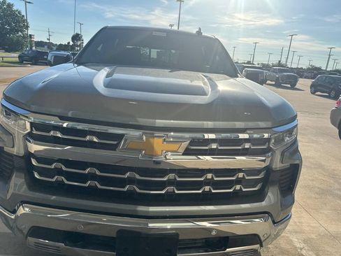 Used 2025 Chevrolet Silverado 1500 LTZ w/ LTZ Premium Texas Edition AWD/4WD image 4