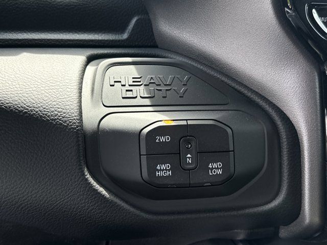 New 2026 RAM 3500 Laramie AWD/4WD image 30