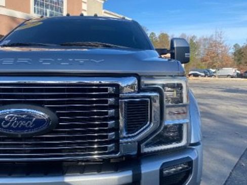 Used 2020 Ford F450 Limited image 11