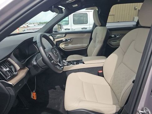 Used 2026 Volvo XC90 B6 Plus AWD/4WD image 9