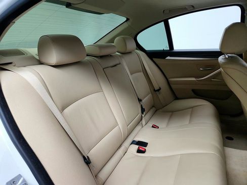 Used 2014 BMW 528i Sedan RWD image 29