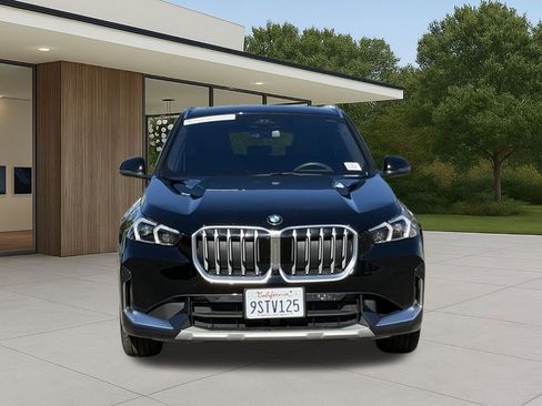 Used 2025 BMW X1 xDrive28i w/ Technology Package image 11
