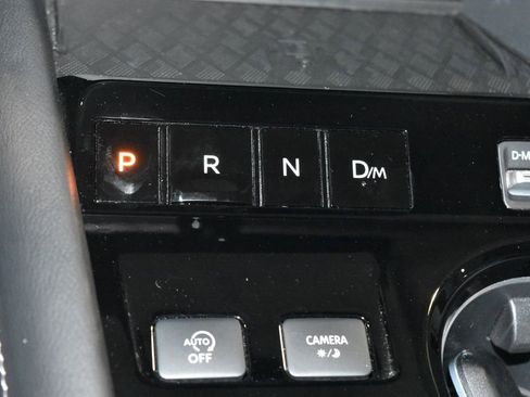 Certified 2025 Nissan Murano SV image 15