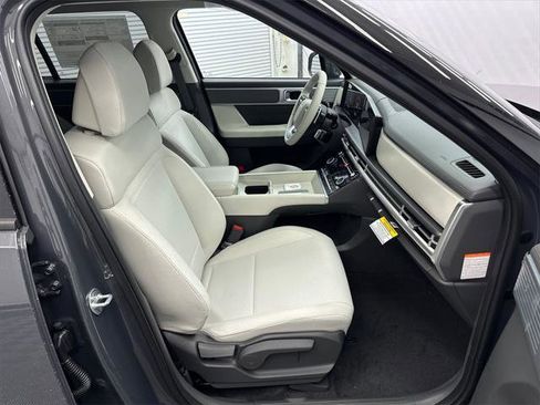 New 2026 Hyundai Santa Fe SE image 13
