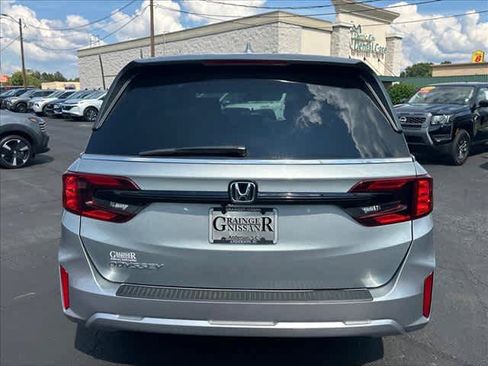 Used 2025 Honda Odyssey EX-L image 4