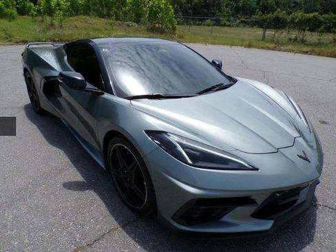 Used 2024 Chevrolet Corvette Stingray Premium Conv w/ Z51 Performance Package RWD image 8