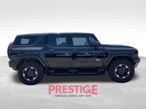 Used 2024 GMC Hummer EV 2X w/ Extreme Off-Road Package AWD/4WD image 7