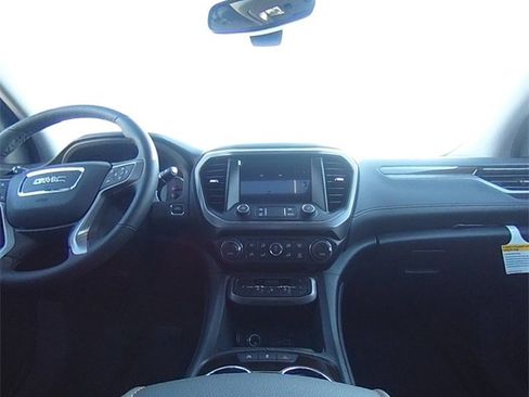 Used 2023 GMC Acadia AT4 w/ Technology Package image 27