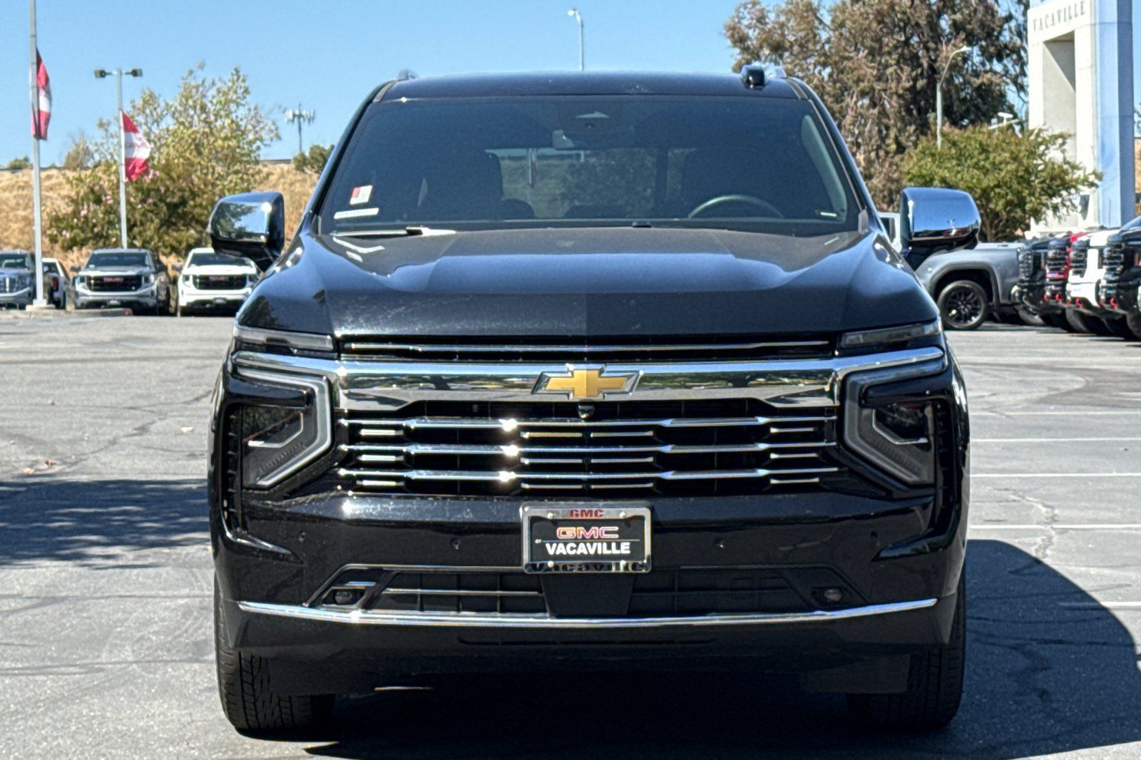Used 2025 Chevrolet Tahoe Premier AWD/4WD image 10