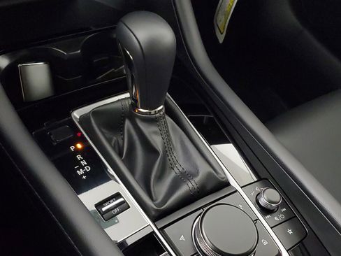 Used 2025 MAZDA MAZDA3 s image 23