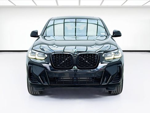 Used 2023 BMW X4 xDrive30i w/ M Sport Package image 2