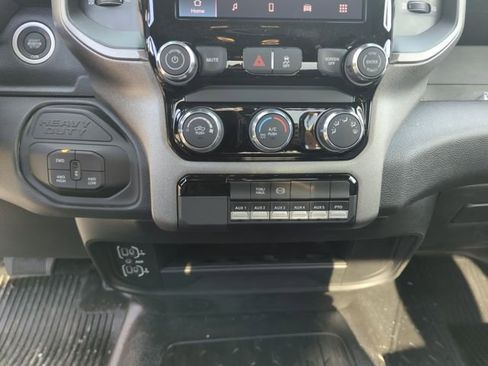 New 2025 RAM 5500 Tradesman AWD/4WD image 16