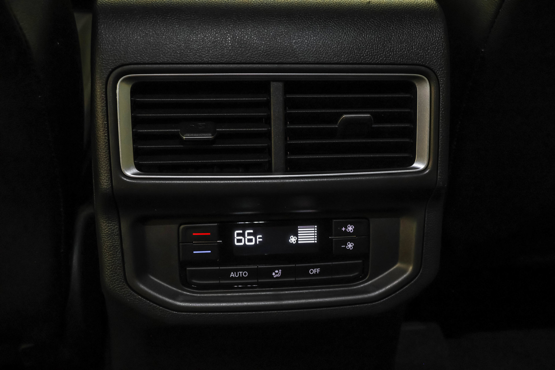 Used 2024 Volkswagen Atlas SE AWD/4WD image 38