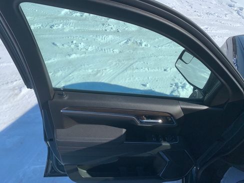 Used 2025 Chevrolet Silverado 1500 LT image 12