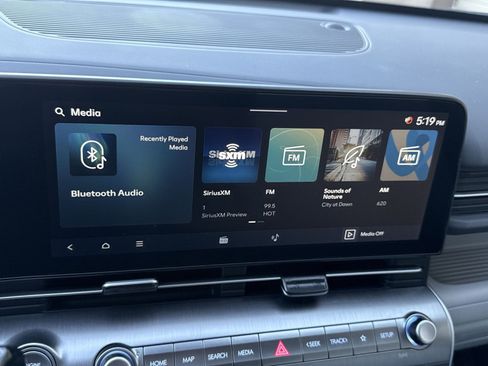 Certified 2025 Hyundai Kona SEL image 18