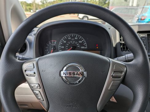 Used 2020 Nissan NV200 S w/ Sliding Glass Door Package FWD image 26