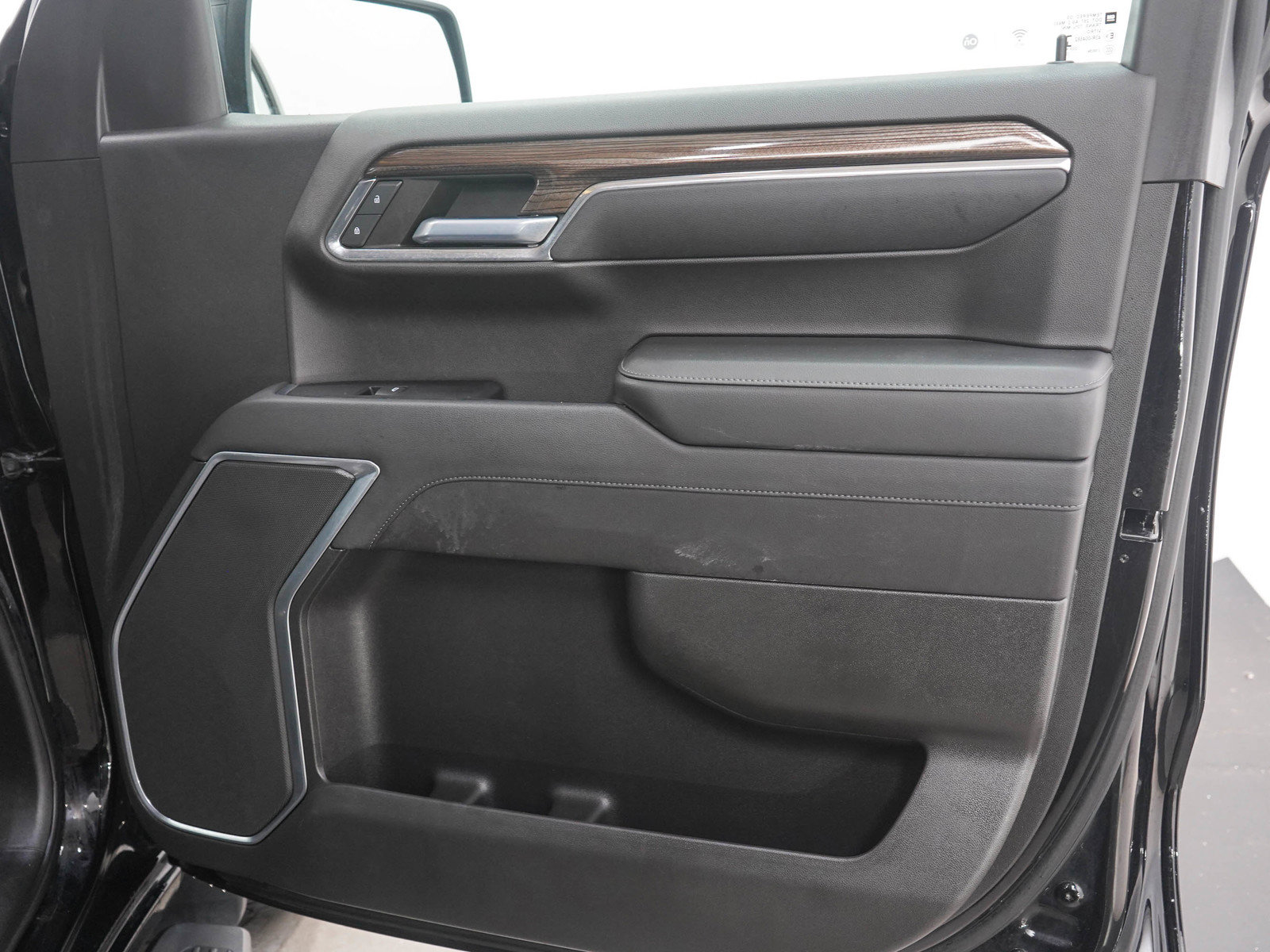 Used 2022 Chevrolet Silverado 1500 RST AWD/4WD image 12