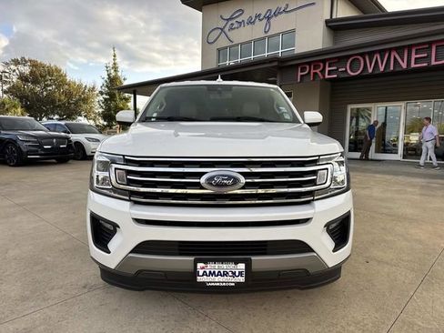 Certified 2021 Ford Expedition XLT image 3