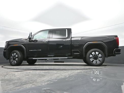 Used 2024 GMC Sierra 2500 Denali w/ Denali Reserve Package image 41