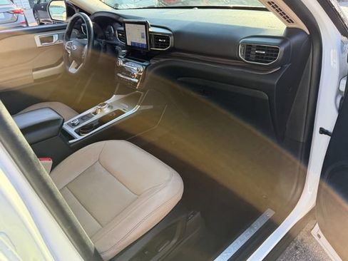 Used 2021 Ford Explorer Limited AWD/4WD image 18