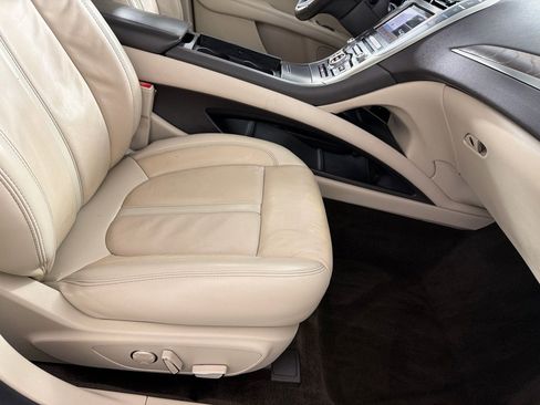 Used 2018 Lincoln MKZ Select w/ Select Plus Package image 17