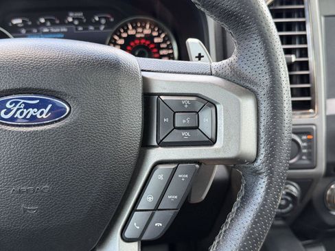 Used 2018 Ford F150 Raptor w/ Equipment Group 802A Luxury AWD/4WD image 23