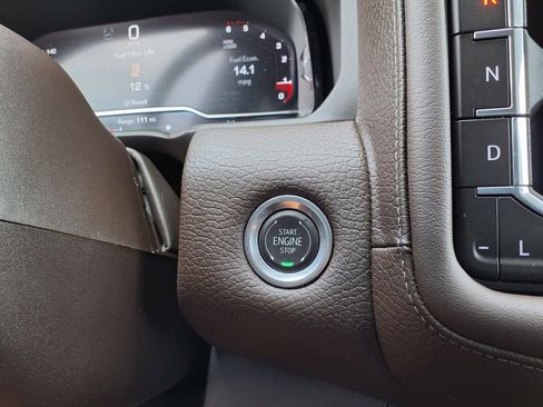 Used 2024 GMC Yukon Denali AWD/4WD image 34