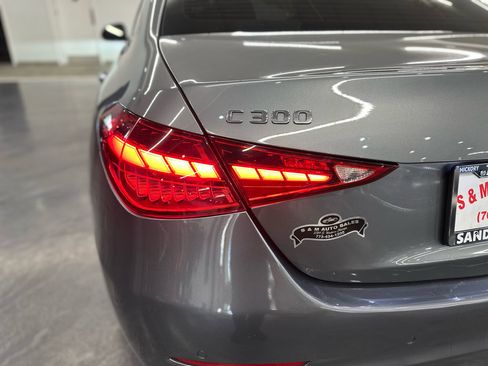 Used 2022 Mercedes-Benz C 300 4MATIC Sedan w/ Exclusive Trim Package image 11