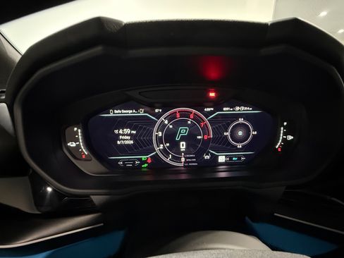 Used 2025 Lamborghini Urus SE AWD/4WD image 29