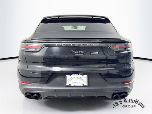 Used 2023 Porsche Cayenne Platinum Edition AWD/4WD image 6