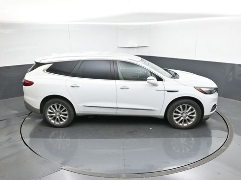 Used 2020 Buick Enclave Essence w/ Sound and Sites Package image 53