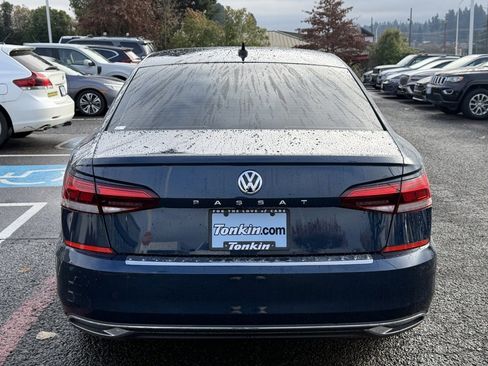 Used 2022 Volkswagen Passat 2.0T SE image 10