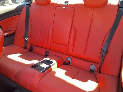 Used 2019 BMW 430i Coupe w/ M Sport Package RWD image 23