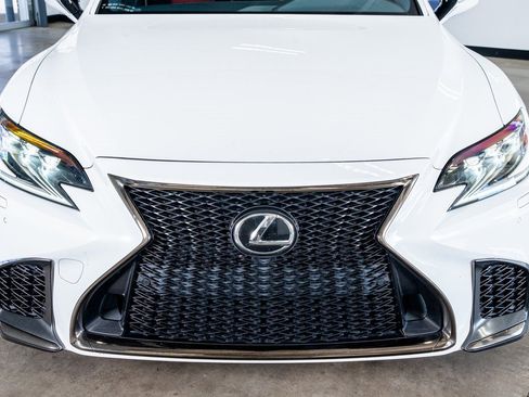 Used 2018 Lexus LS 500 F Sport w/ Accessory Package (Z2) image 15