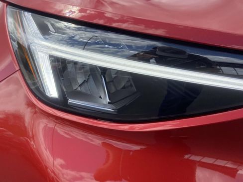 New 2025 Volvo XC40 B5 Plus w/ Climate Package image 4