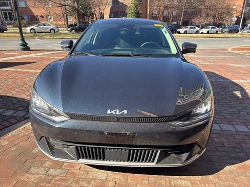 Certified 2024 Kia EV6 Wind w/ Wind Technology Package image 8