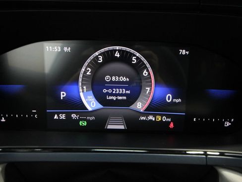 Used 2024 Volkswagen Taos SE AWD/4WD image 16