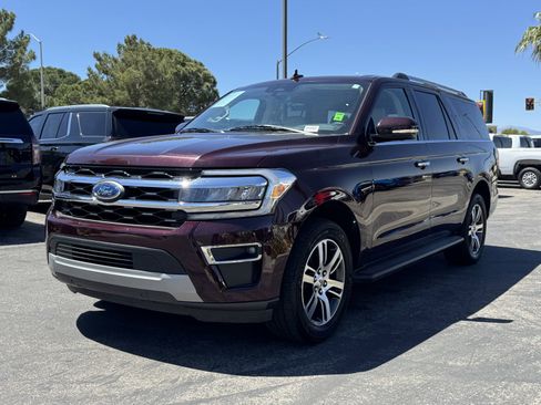 Used 2024 Ford Expedition Max Limited RWD image 3