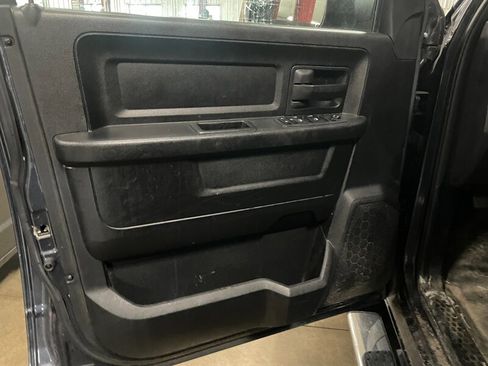 Used 2018 RAM 1500 Tradesman image 19