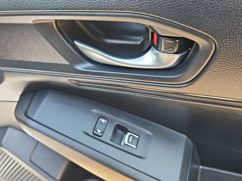 Used 2025 Honda Accord LX image 34