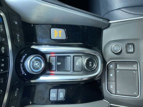 Used 2024 Acura TLX w/ Technology Package image 17