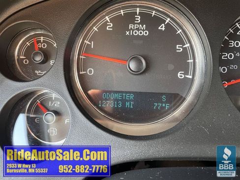 Used 2011 Chevrolet Avalanche LS w/ Regional Value Package AWD/4WD image 17